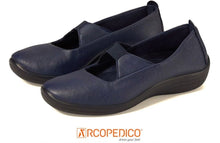 Cargar imagen en el visor de la galería, BAILARINA DE CUERO AZUL ARCOPEDICO