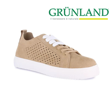 Carica l'immagine nel visualizzatore di Gallery, Grunland Sneaker Donna Camoscio Taupe