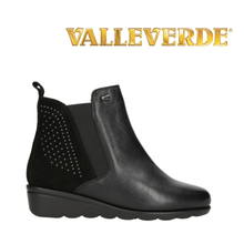 Carica l'immagine nel visualizzatore di Gallery, Tronchetto donna Valleverde in nappa nera con zip