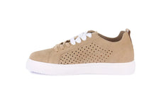 Carica l'immagine nel visualizzatore di Gallery, Grunland Sneaker Donna Camoscio Taupe
