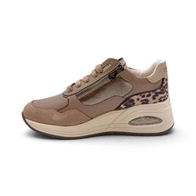 Load image into Gallery viewer, KEYS SNEAKER CAMEL BRONZE